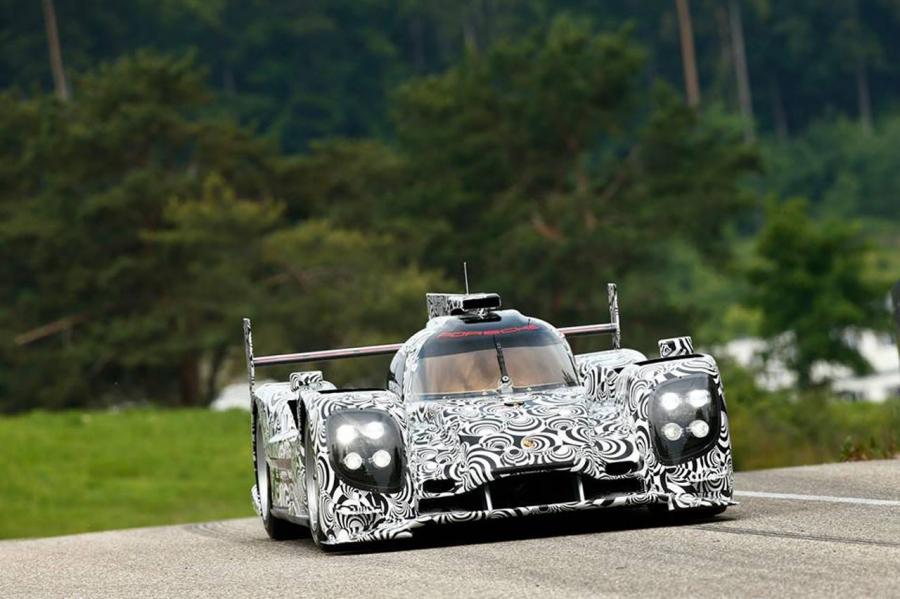 Porsche LMP1 2014 года  (фото 3 из 4)